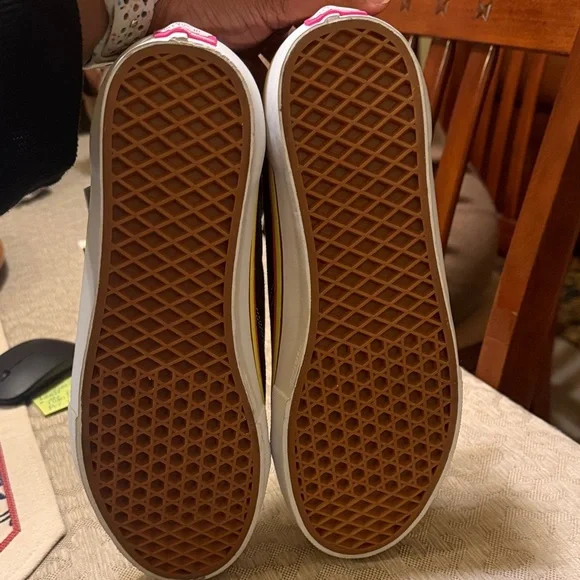 Vans Men's Black Sneakers with Blue and Pink Accents - Picture 4 of 4